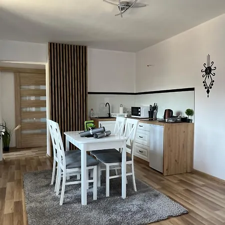 Cichy Kacik 아파트 포로닌